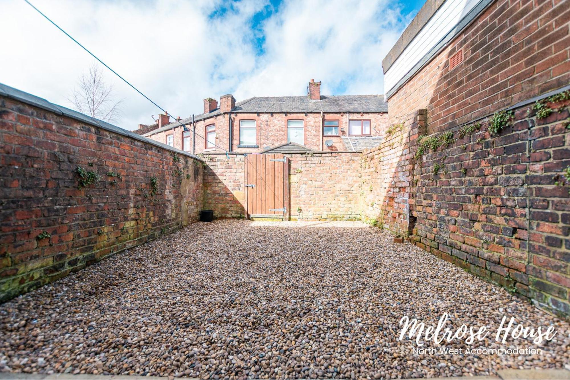 Manchester Work Stays 2Br Home With Parking & Wifi Exterior foto