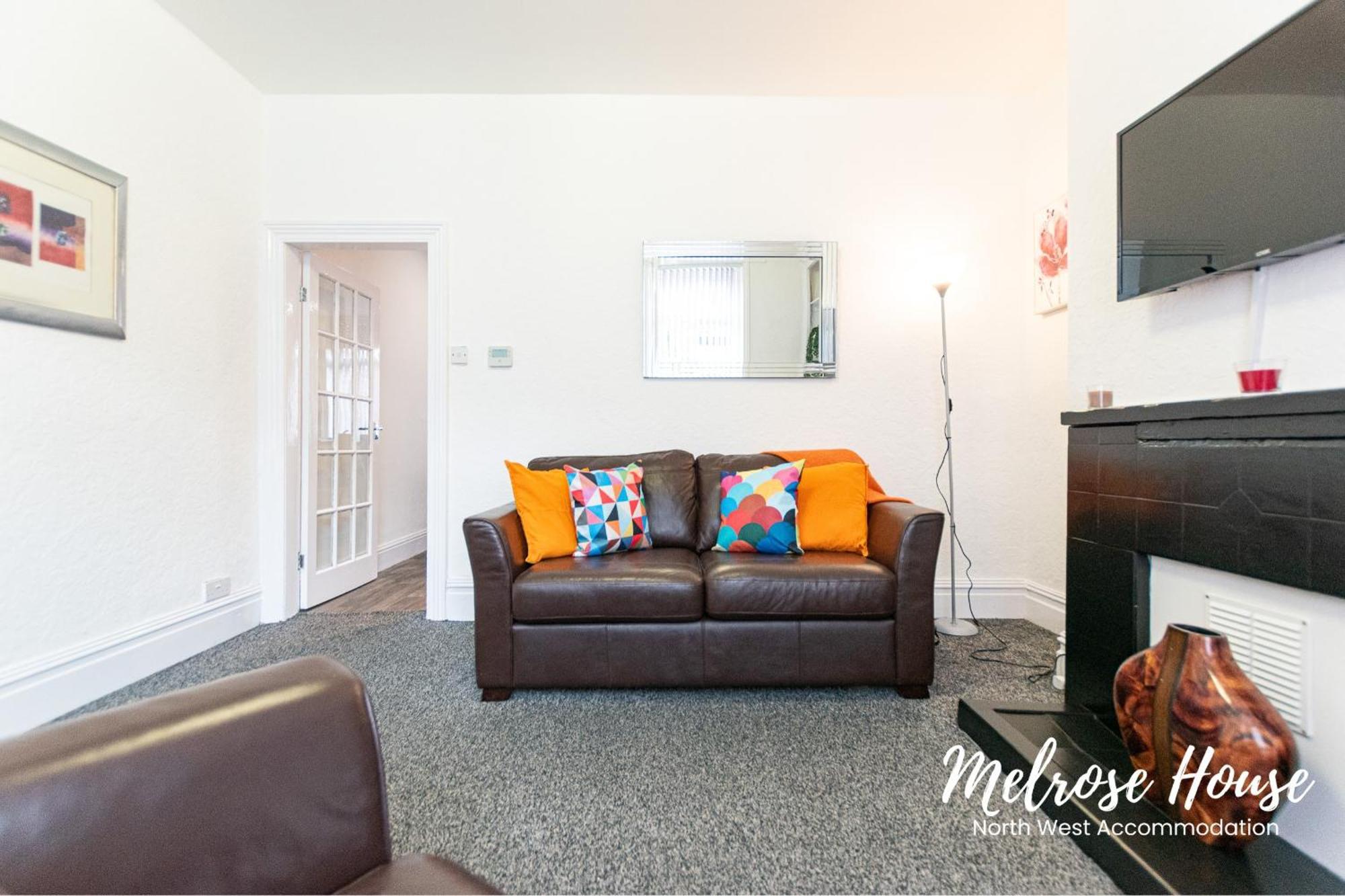 Manchester Work Stays 2Br Home With Parking & Wifi Exterior foto