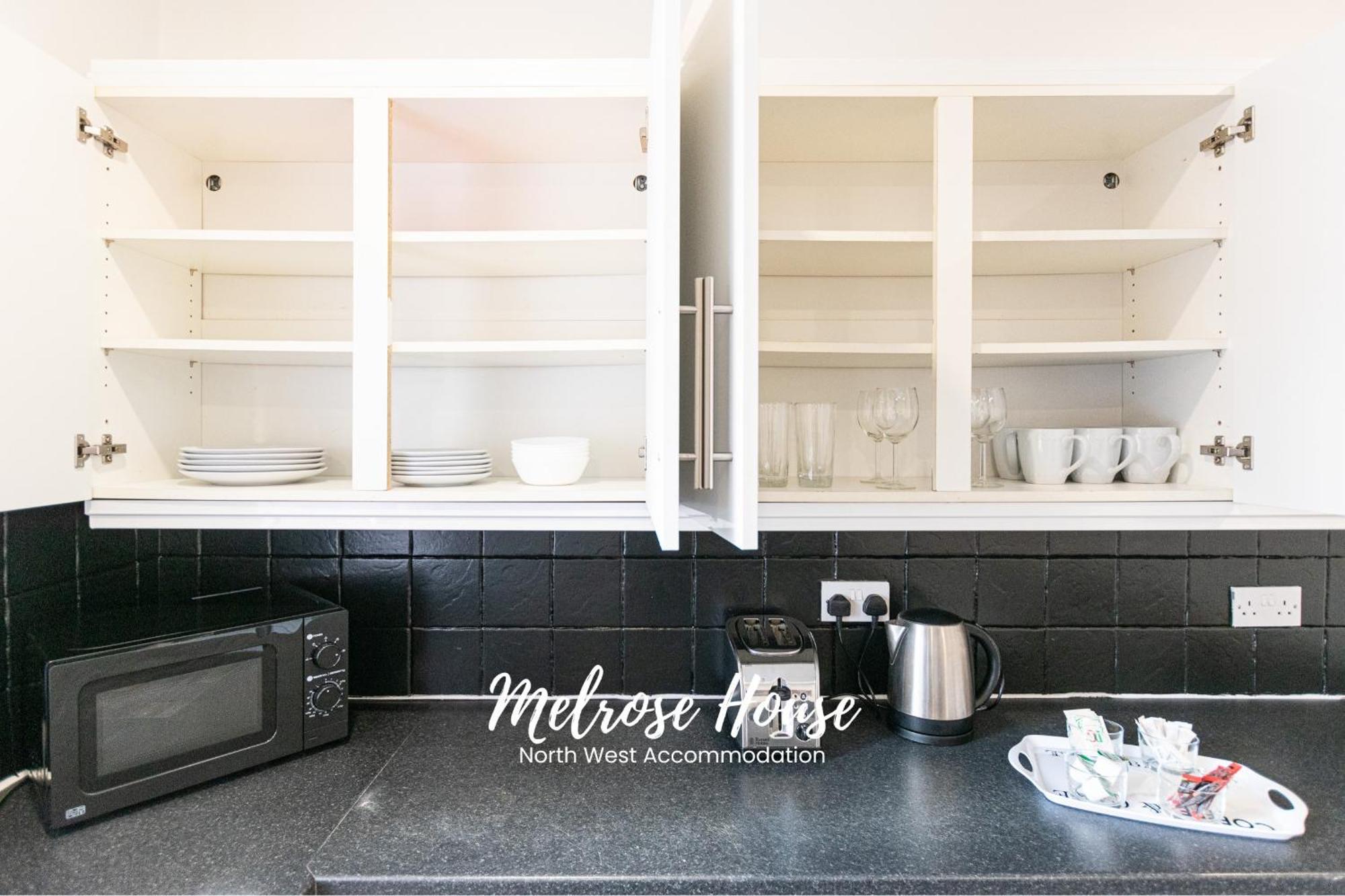 Manchester Work Stays 2Br Home With Parking & Wifi Exterior foto