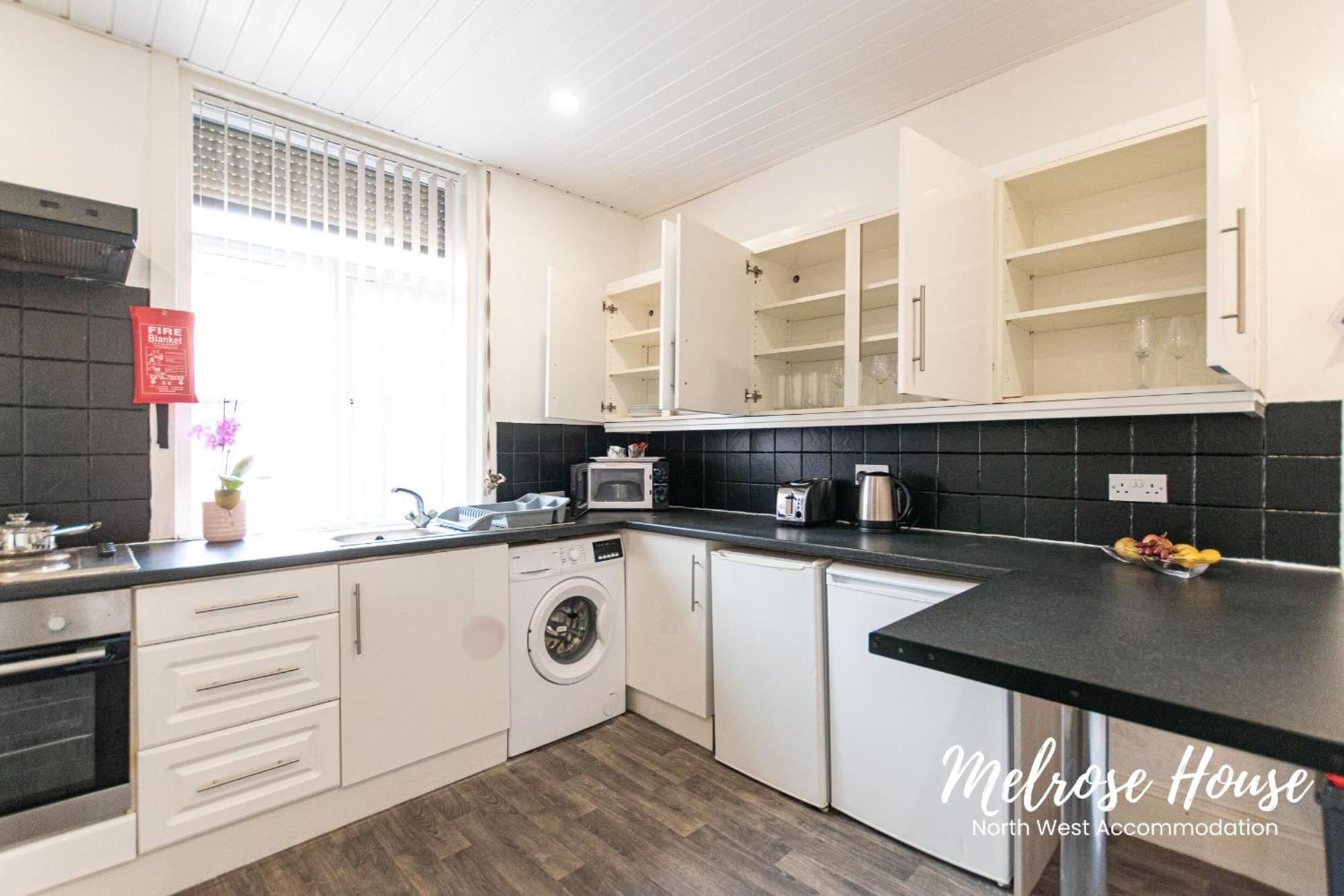 Manchester Work Stays 2Br Home With Parking & Wifi Exterior foto