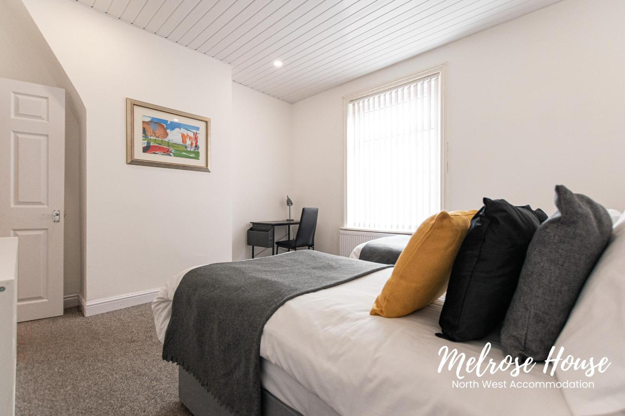 Manchester Work Stays 2Br Home With Parking & Wifi Exterior foto
