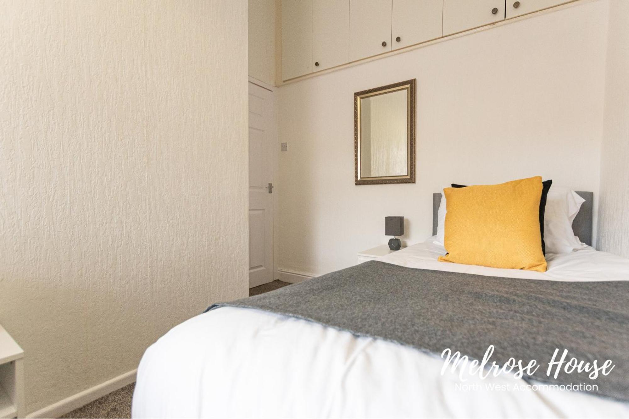 Manchester Work Stays 2Br Home With Parking & Wifi Exterior foto