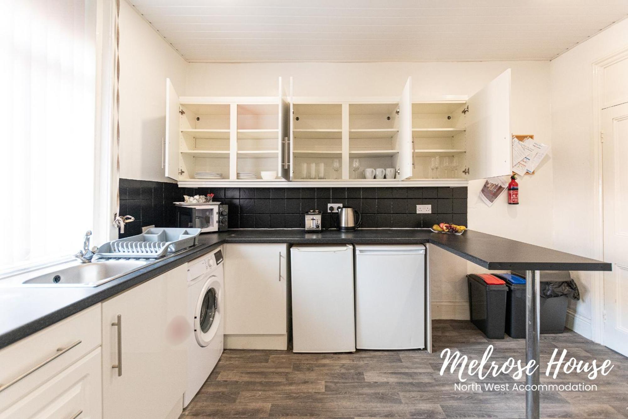 Manchester Work Stays 2Br Home With Parking & Wifi Exterior foto