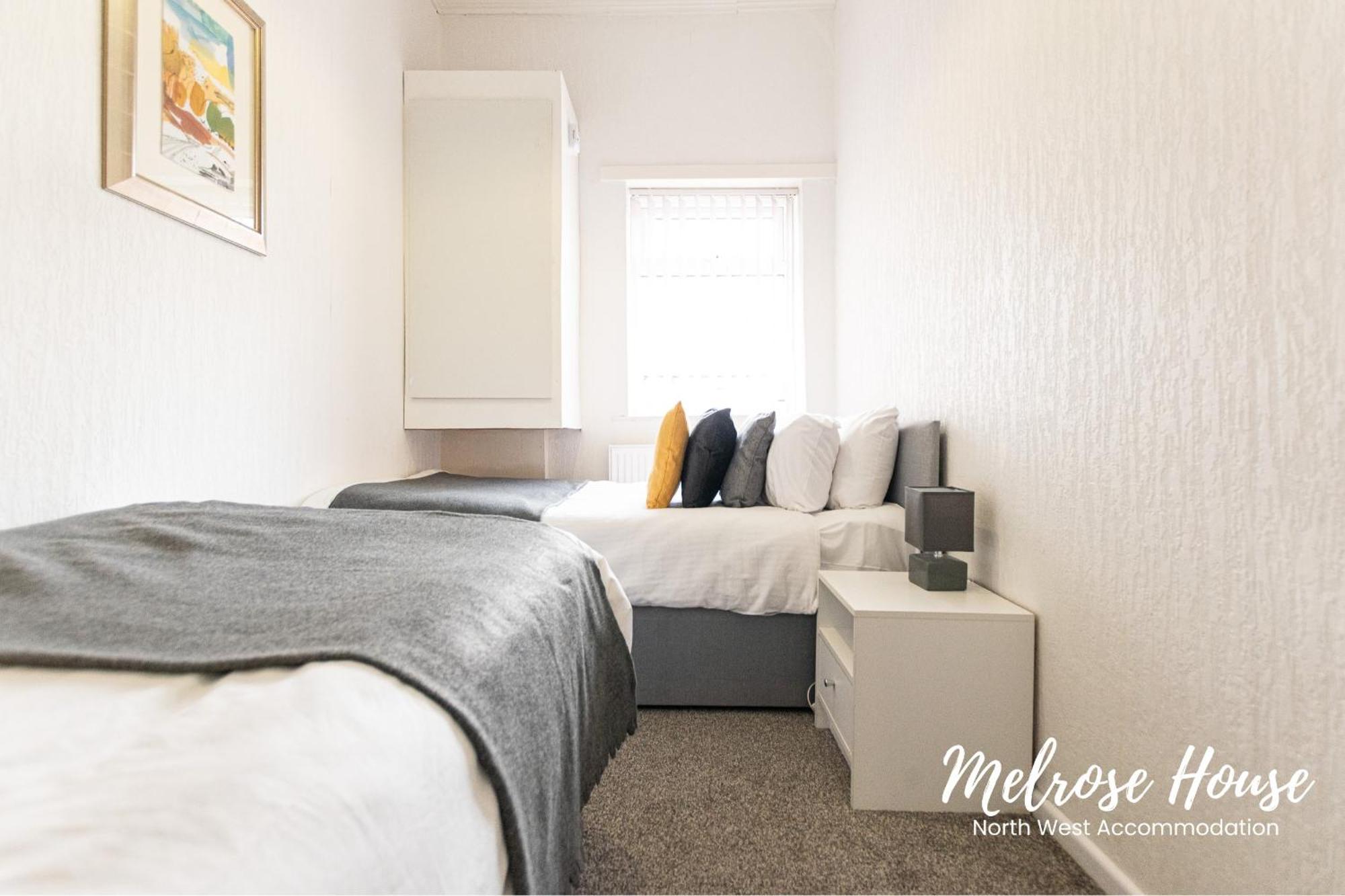 Manchester Work Stays 2Br Home With Parking & Wifi Exterior foto