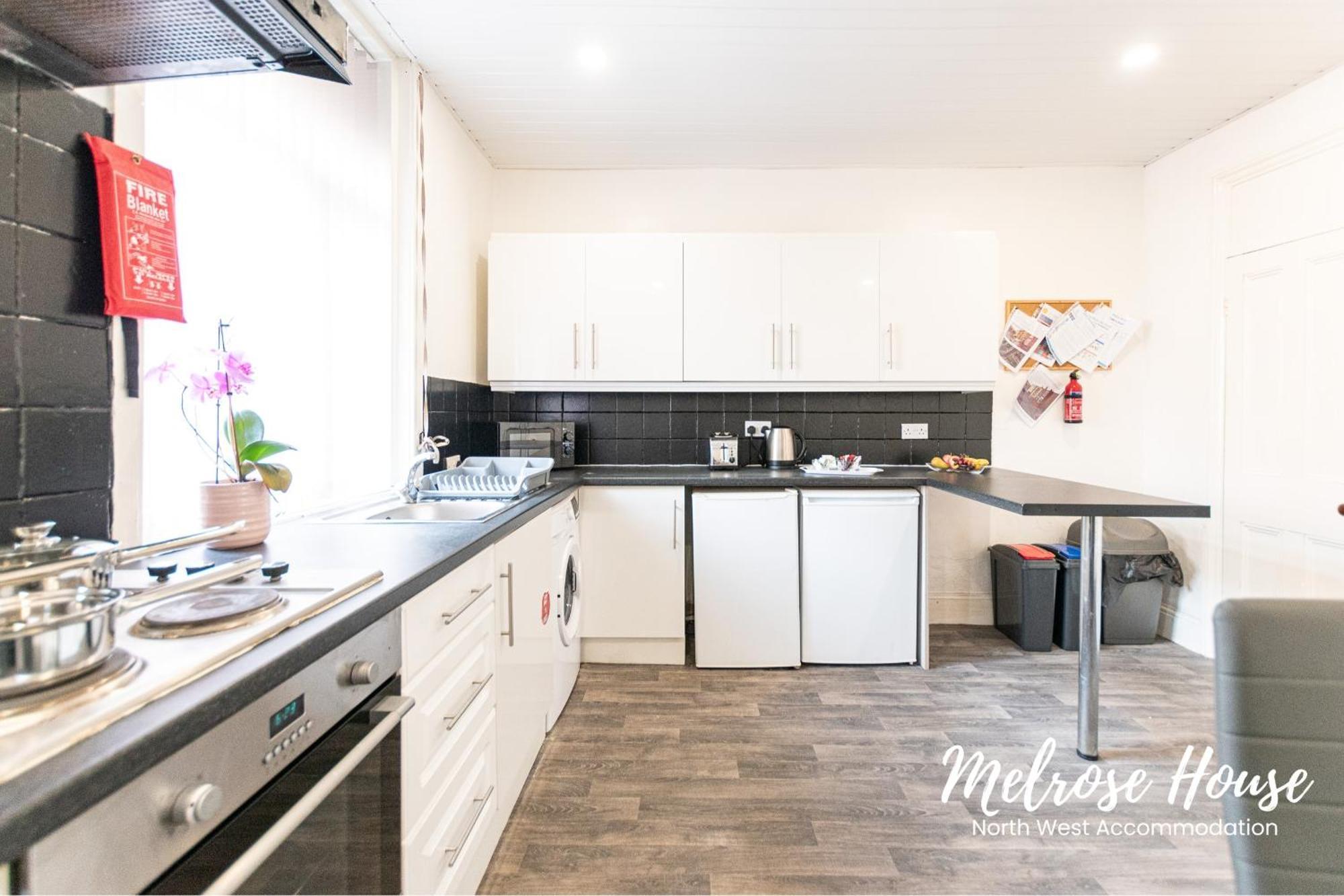 Manchester Work Stays 2Br Home With Parking & Wifi Exterior foto