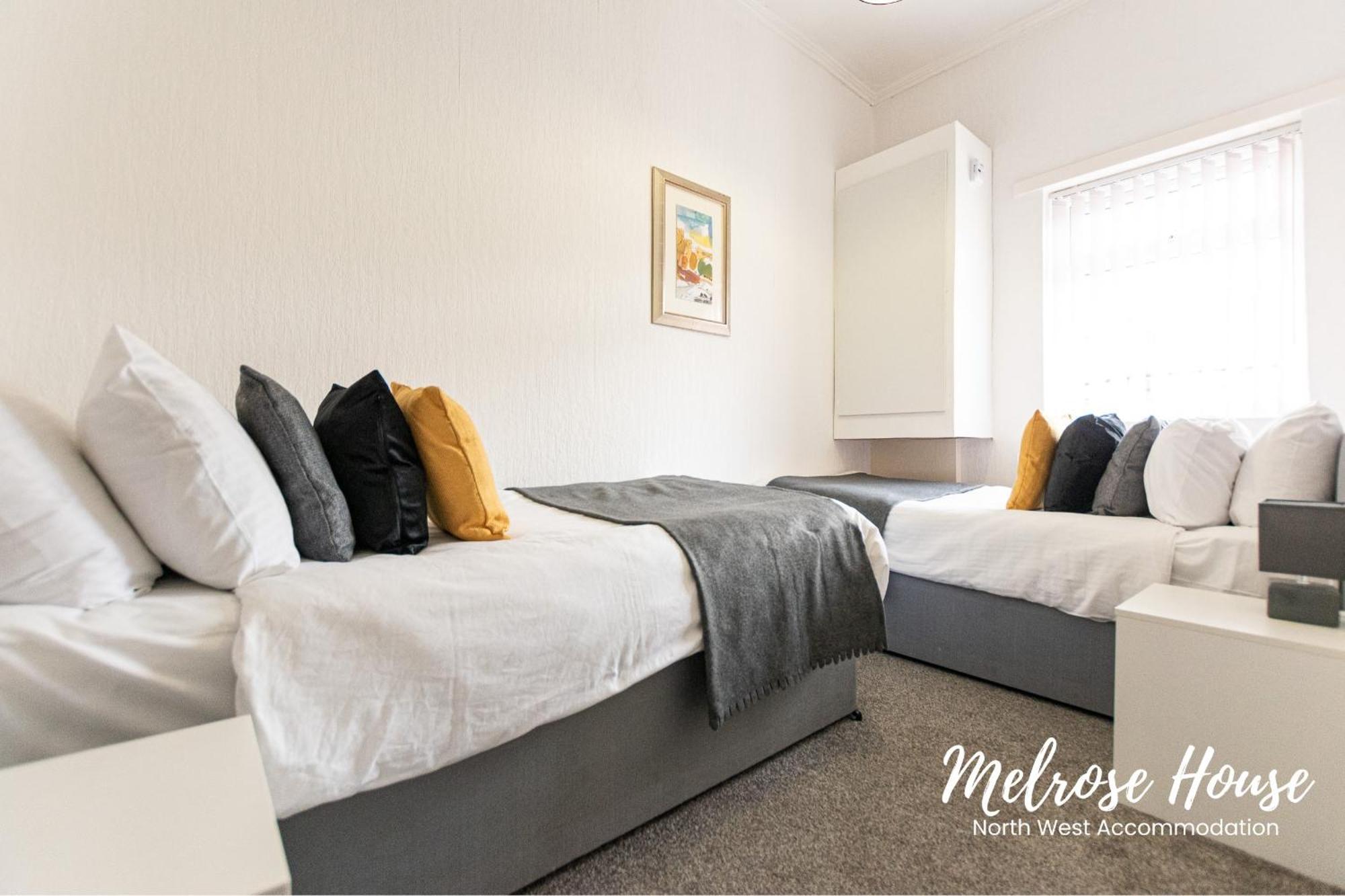 Manchester Work Stays 2Br Home With Parking & Wifi Exterior foto