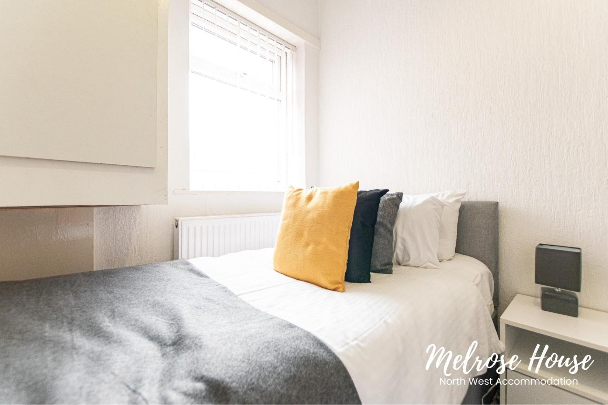Manchester Work Stays 2Br Home With Parking & Wifi Exterior foto